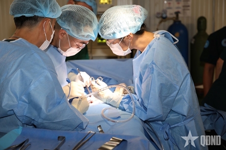 Vietnam’s L2FH Rotation 7 successfully operates on acute appendicitis case